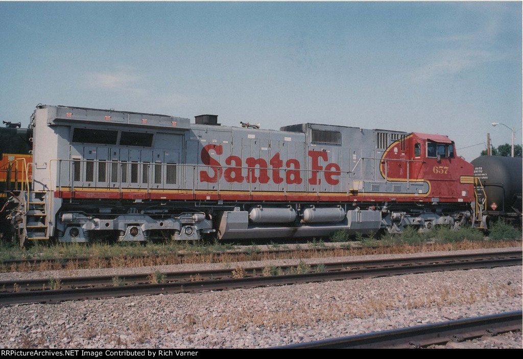 Santa Fe 657